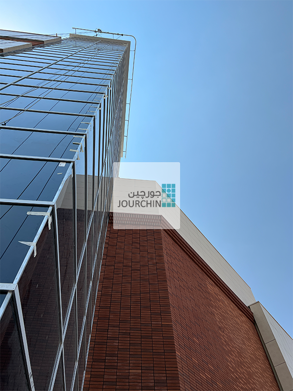 پروژه بیمارستان فوق تخصصی گل گهر سیرجان - نما خشک آجر جورچین-Jourchinco Dry Brick Facade-www.jourchinco.com