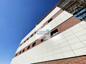 پروژه بیمارستان فوق تخصصی گل گهر سیرجان - نما خشک آجر جورچین-Jourchinco Dry Brick Facade-www.jourchinco.com